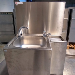 Gernal handwasbak met messenontsmetter 